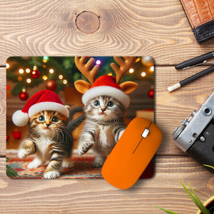 Schattige katjes met kerstman en rendierhoeden 3 muismat