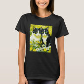 Schattige katten zitten in een veld van Daisies T-shirt (Voorkant)