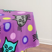 Schattige kattenpatroon in violet groot tafelkleed (Voorbeeld)