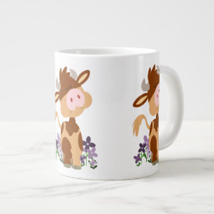 Schattige kauwende cartoon koe grote koffiekop