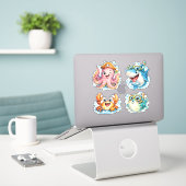 Schattige Kawaii Oceaanwezens Sticker (Laptop op bureau)