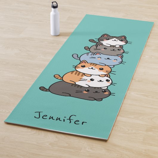 Schattige Kawaii Stapel Kittenkatten Custom Yogamat (In situ)