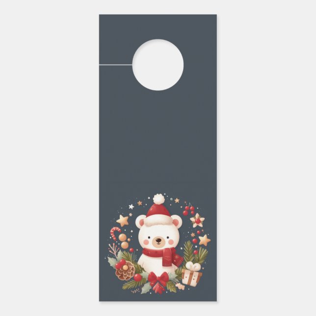 Schattige Kerst/Winter beer in krans Deurhanger (Voorkant)