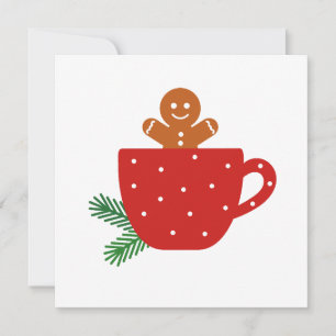 Schattige kerstmannetje van koek in een rode koffi kaart
