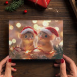 Schattige kerstmuizen briefkaart<br><div class="desc">Dit ontwerp is gemaakt door middel van digitale kunst. Het kan worden gepersonaliseerd door op de knop Aanpassen te klikken en de foto, kleur, het toevoegen van een naam, initialen of uw favoriete woorden te wijzigen. Neem contact met mij op via colorflowcreations@gmail.com als u dit ontwerp op een ander product...</div>