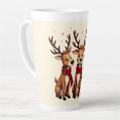 Schattige Kerstrendiertrio met gepleisterde sjaals Latte Mok (Linkerhoek)