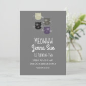Schattige Kitten Birthday Party Grey Cat Invitatio Kaart (Staand voorkant)
