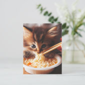 Schattige kitten eten noedels briefkaart (Staand voorkant)