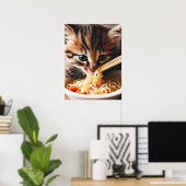 Schattige kitten eten ramen noedels poster (Thuiskantoor)