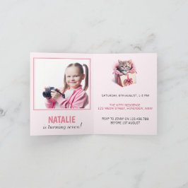 Schattige kitten in een doos Verjaardagscadeau Fot