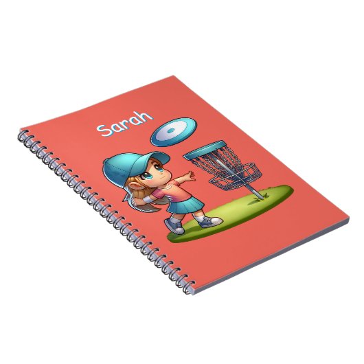 Schattige klein meisje dat discgolf speelt geperso notitieboek (Rechterzijde)