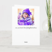 Schattige klein  meisje in Paarse kerst Kaart (Achterkant)
