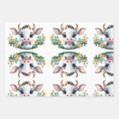 Schattige klein meisje koe in bloemen inpakpapier vel (Voorkant 3)