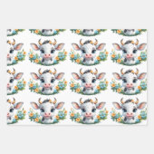 Schattige klein meisje koe in bloemen inpakpapier vel (Voorkant)