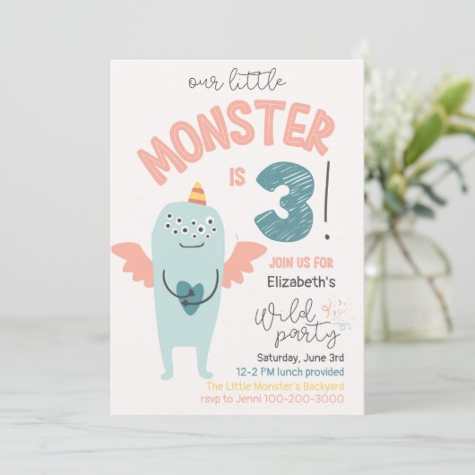 Schattige klein monster 3e verjaardagsuitnodiging kaart (Staand voorkant)