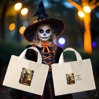 Schattige kleine heks in het bos met heksenkruik mini tote bag