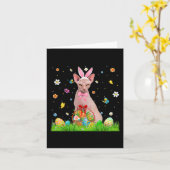 Schattige konijntje Sphynx kat en paaseimand Pasen Kaart (Gele Bloem)