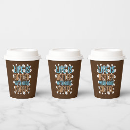 schattige kopjes in papieren kopjes bekers