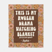 Schattige Koreaans drama kijken Groovy Floral Fleece Deken (Voorkant)