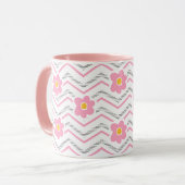 Schattige lachend gezicht op roze Chevron Pattern Mok (Voorkant links)