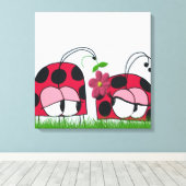 Schattige Ladybug Wooking Zijne Nieuwe Liefde Cart Canvas Afdruk (Insitu (Houten vloer))