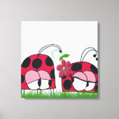 Schattige Ladybug Wooking Zijne Nieuwe Liefde Cart Canvas Afdruk (Voorkant)