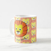 Schattige leeuwengezicht over printpatroon koffiemok (Voorkant links)
