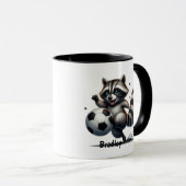 Schattige Leuk Dier Humor Raccoon Spelen Voetbal Mok (Voorkant rechts)
