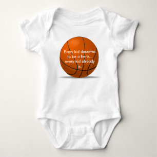 Schattige, liefhebbende basketbaltas romper