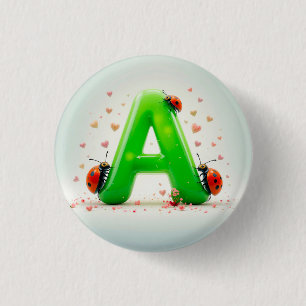 Schattige lieveheersbeestjes op groene letter A Ronde Button 3,2 Cm