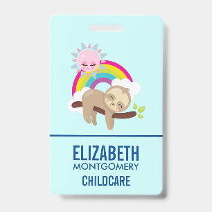 Schattige Luie Luiaard met Zon & Regenboog Badge