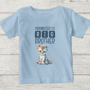 Schattige luipaard grote broer blauw