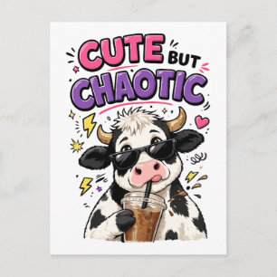 Schattige maar chaotische koe met ijskoude koffie briefkaart