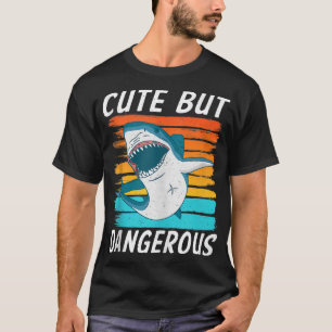 Schattige maar gevaarlijke haai  t-shirt