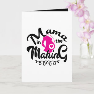 Schattige mama maakt een extra bericht aankondigin kaart