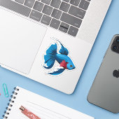Schattige Mannelijke Beta Vis Cartoon Karakter Sticker (Laptop met iPhone)