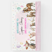 Schattige meisje boerderij dieren ballonnen verjaa spandoek (Verticaal)