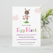 Schattige Meisje Egg Hunt Pasen Kaart (Staand voorkant)