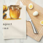 Schattige meisje in bijenkostuum met honing theedoek (Quarter Fold)