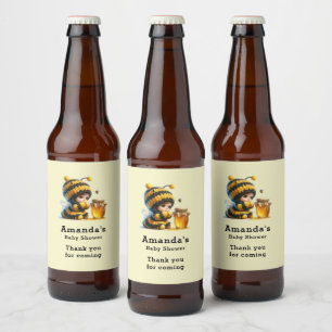Schattige meisje in bijenkostuum met honingfeest bier etiket