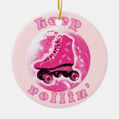 Schattige Meisje Roze Roller Schaats Keep Rollin M Keramisch Ornament (Voorkant)