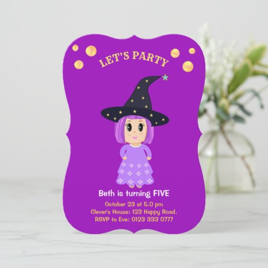 Schattige meisje verjaardagsuitnodiging kaart (Staand voorkant)