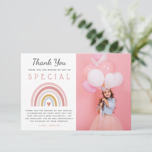 Schattige Meisjes Verjaardagspastel Regenboog Part Bedankkaart (Staand voorkant)