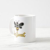 Schattige minimalistisch bijenzoet ontwerp koffiemok (Voorkant links)
