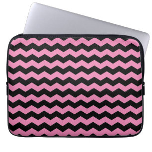 Schattige Modern Chevron ZigZag Zwart en Roze Patr Laptop Sleeve