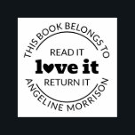 Schattige Modern Lees het Love It Return It Book B Zelfinktende Stempel<br><div class="desc">Boekplaat zelfinkt stempel met dit boek behoort tot en jouw naam in gebogen tekst rond een schattig typografie ontwerp met een hart ter vervanging van de o in Love. Lees het liefs het terug te geven het zelf-inkt stempel met moderne lettertypen en een beetje hart. Read it love it return...</div>
