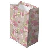 Schattige modern rustiek patchwork roze hart medium cadeauzakje (Achterkant Gekanteld)