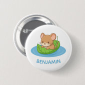 Schattige muis in een bladboot aangepaste naam ronde button 5,7 cm (Voorkant /achterkant)