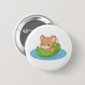 Schattige muis in een bladboot ronde button 5,7 cm (Voorkant /achterkant)