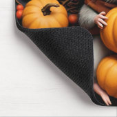 Schattige muis met herfstpompoenen Muismat (Hoek)